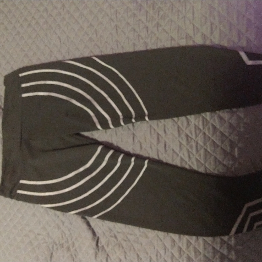 Black leggings